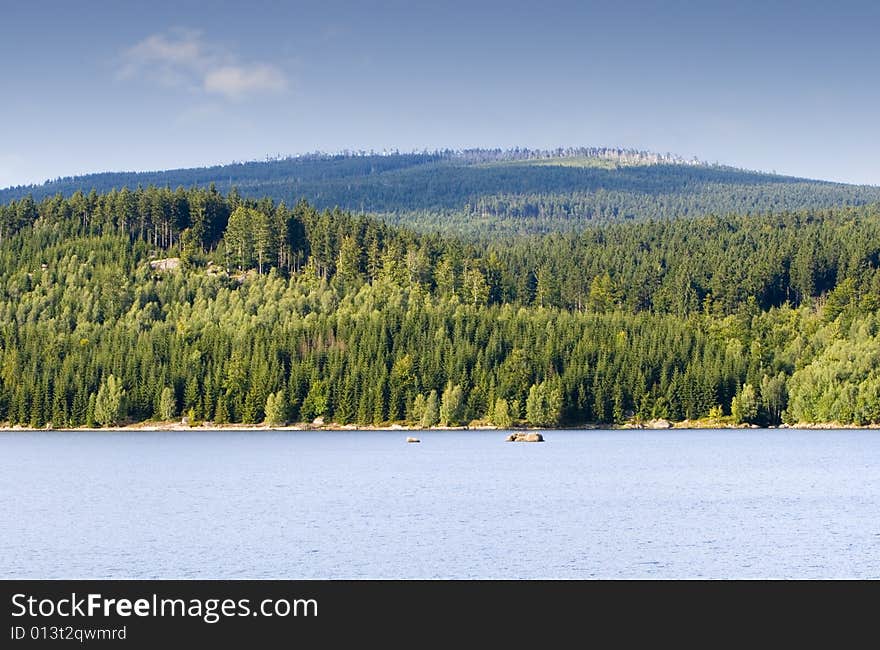 A mountain lake in summer, Loc: 50°47'34.81N, 15°11'31.383E