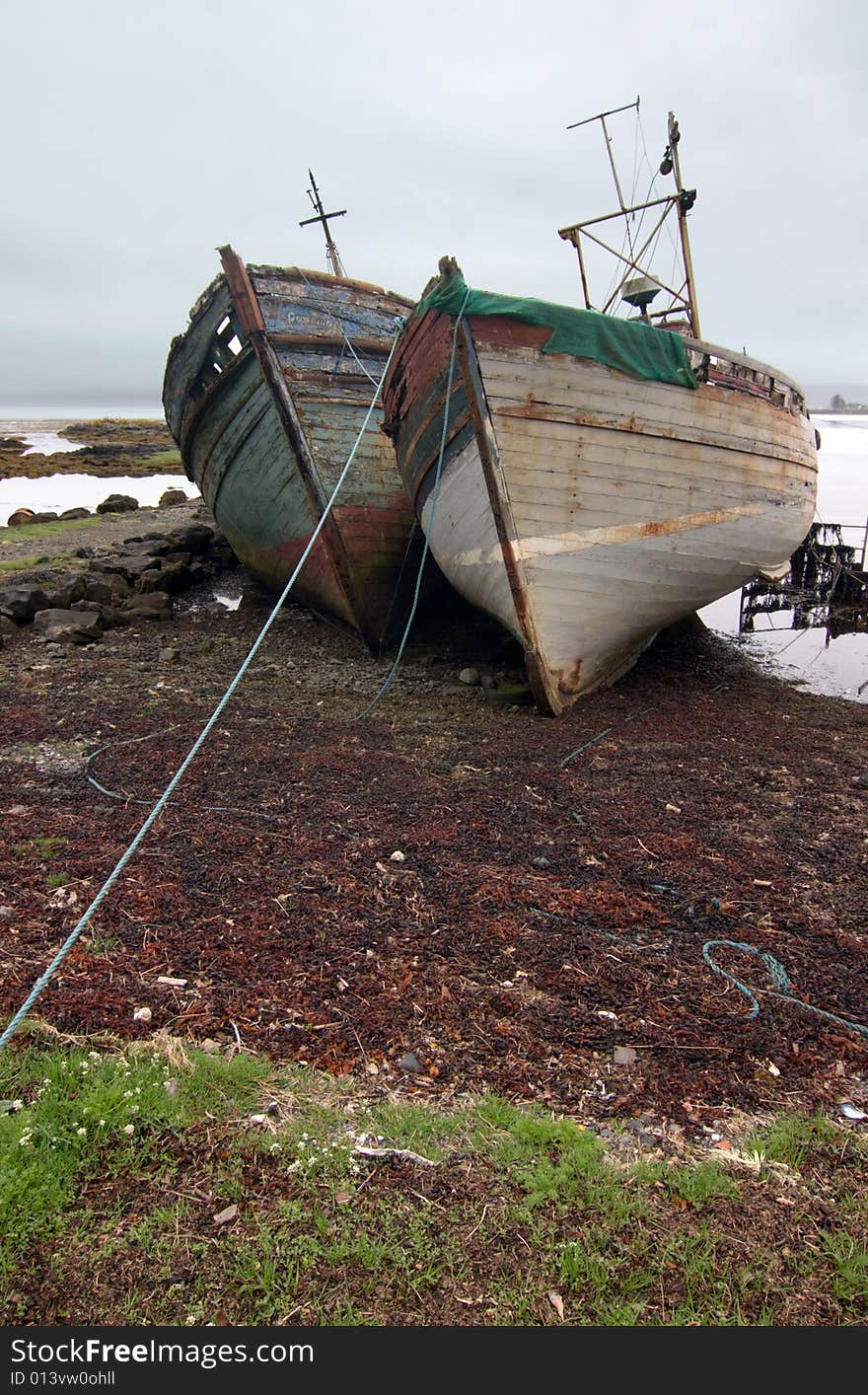 Ship wrecks