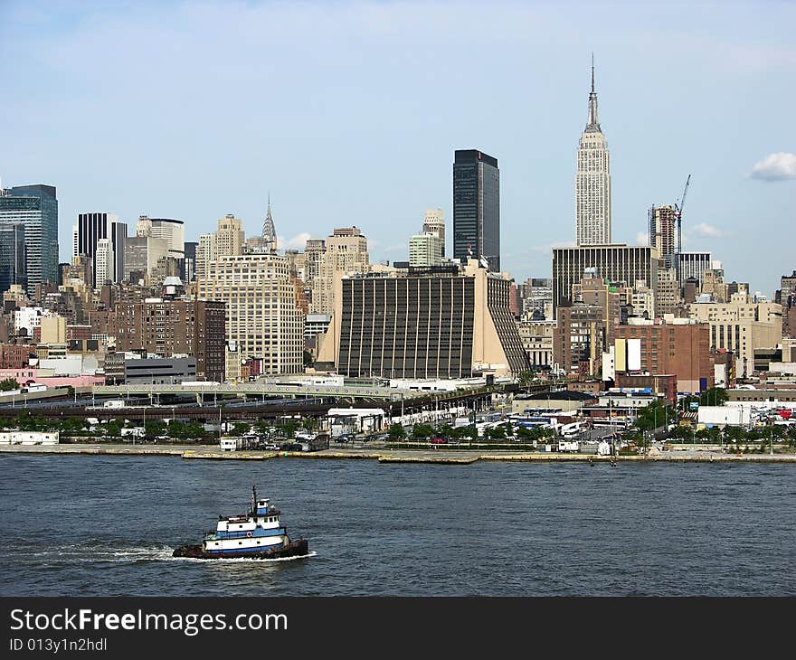 Sailing Along Manhattan