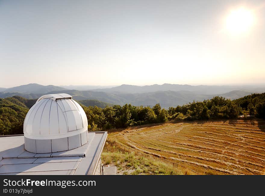 Astronomical observatory