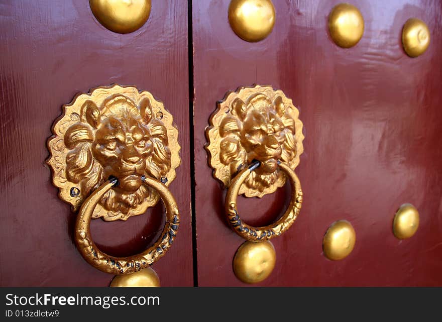 Chinese elements, gold, lion, head shape, the doors part of the door, the deputies and wealth. Chinese elements, gold, lion, head shape, the doors part of the door, the deputies and wealth