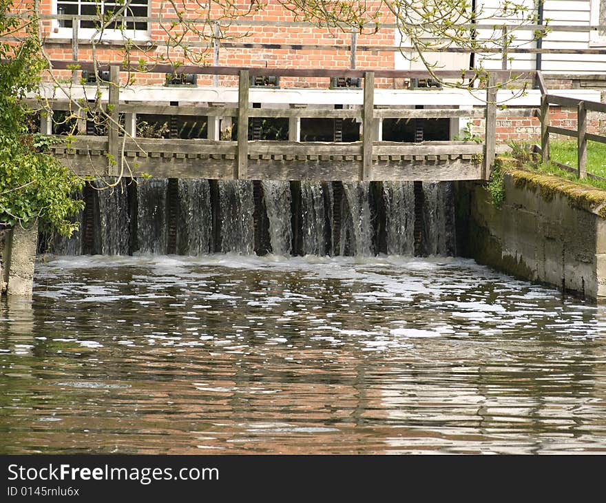 Water mill