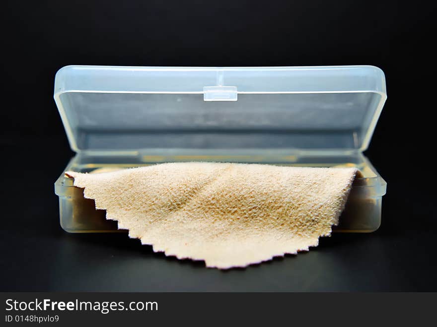 Transparent Container With Cleaning Cloth