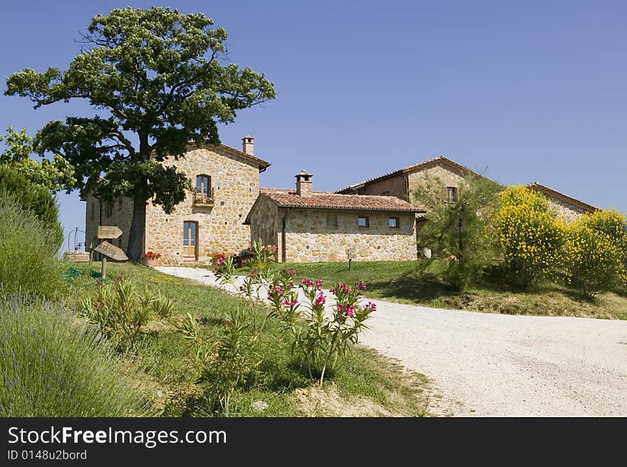 TUSCANY FARM