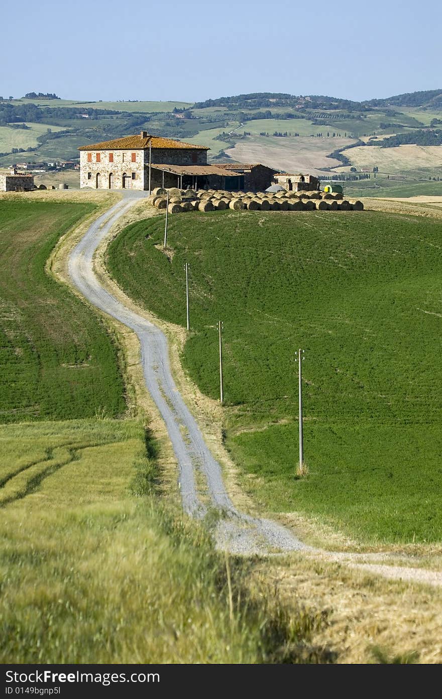 TUSCANY FARM WHIT ROAD