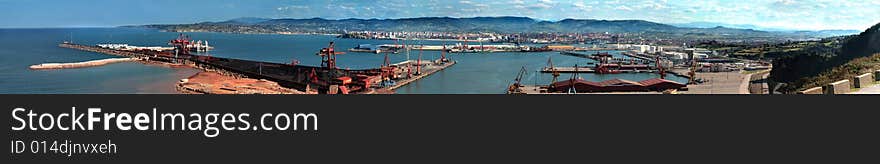 Panoramic of Gijon´s port