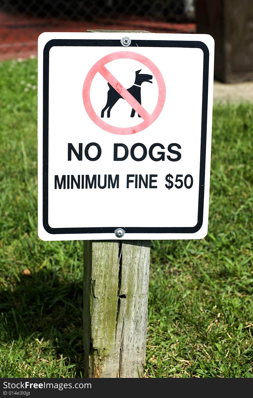 No Dogs sign