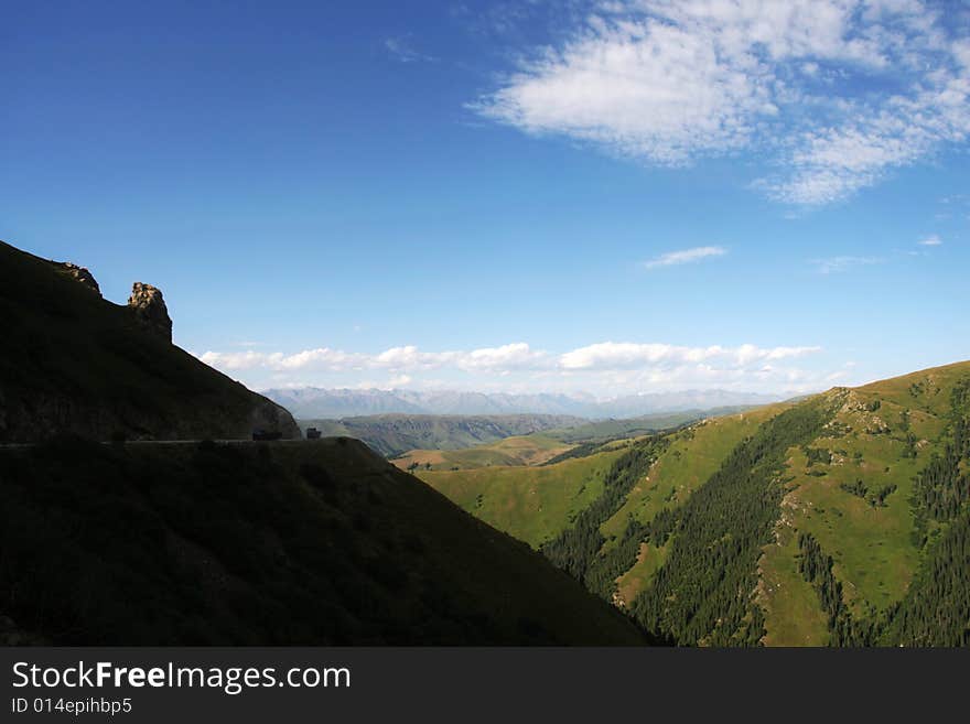 Clouds  atop the  mountains