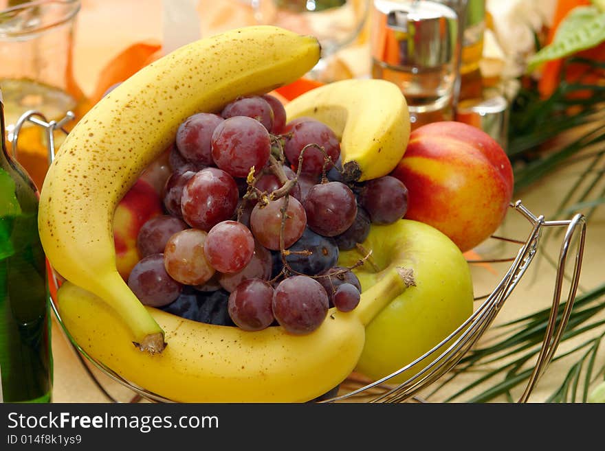 Fruits arrangement on restaurant table