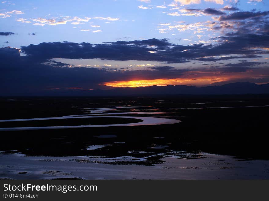 sunrise of Bayanbulak Grassland