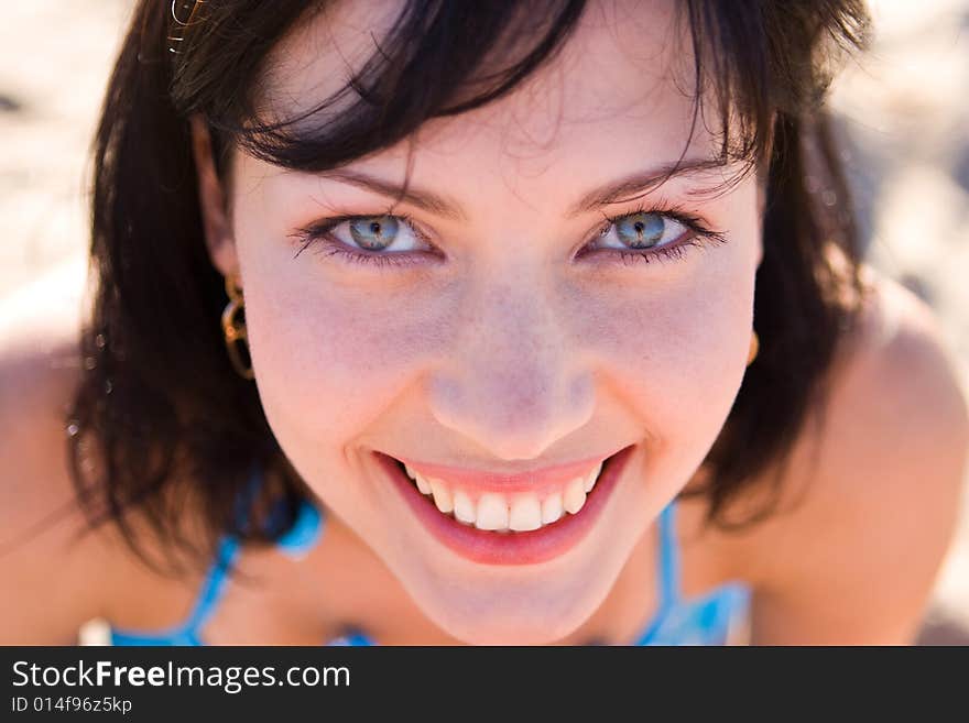 Smiling young woman - outdoor portrait