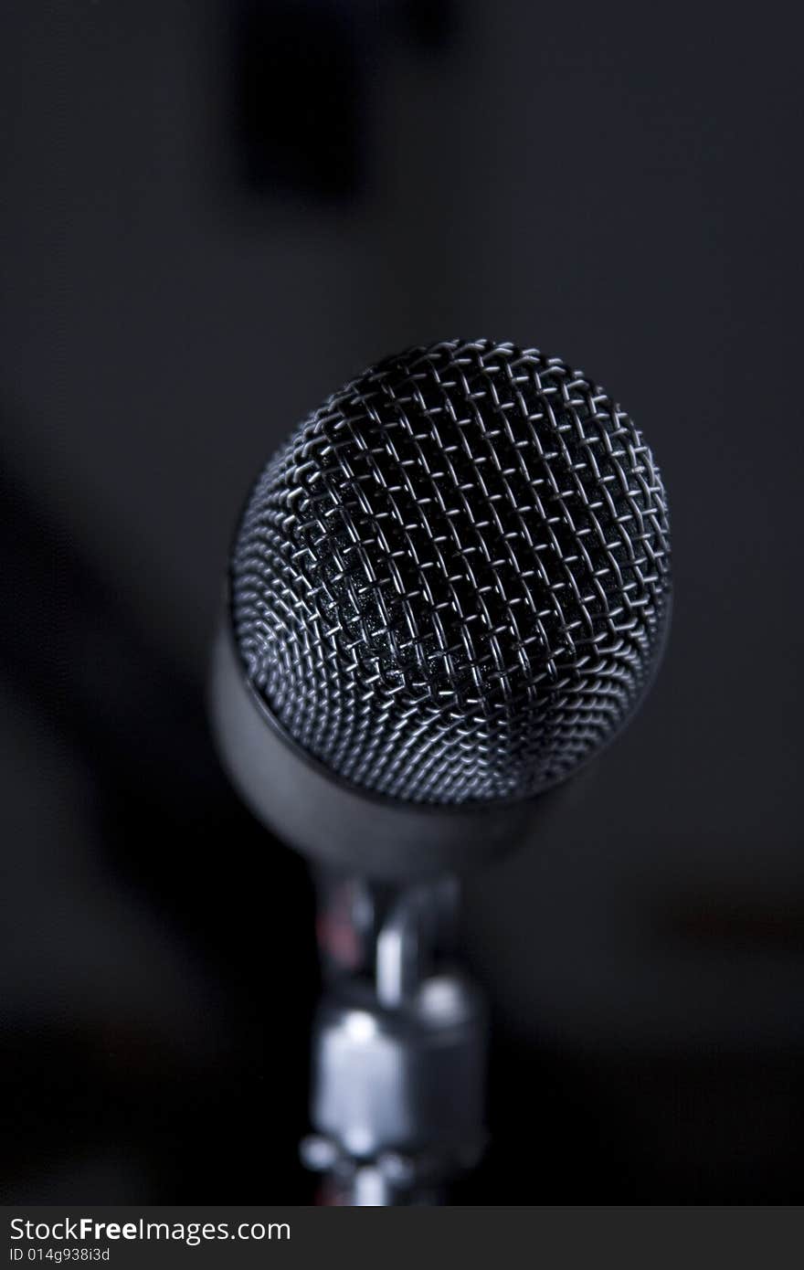 Microphone