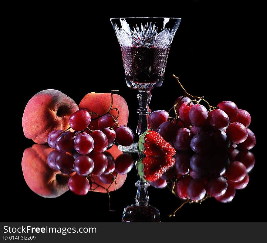 Red wine with fresh fruits