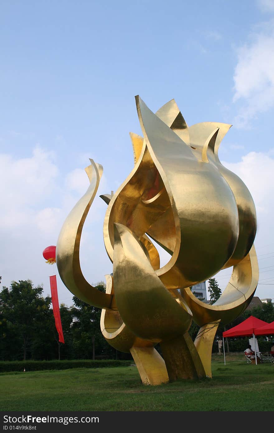 Setallic Sculpture