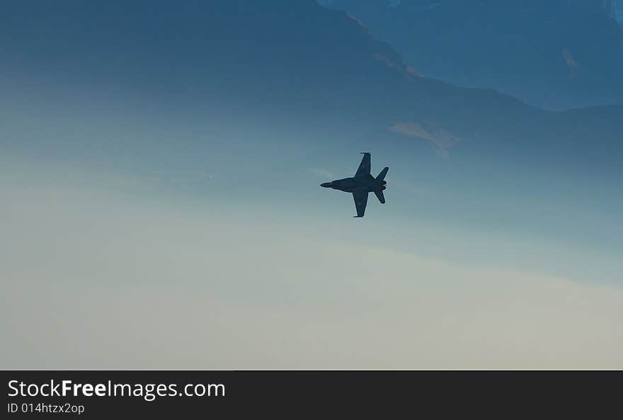 F / A 18 c Hornet swiss Alps