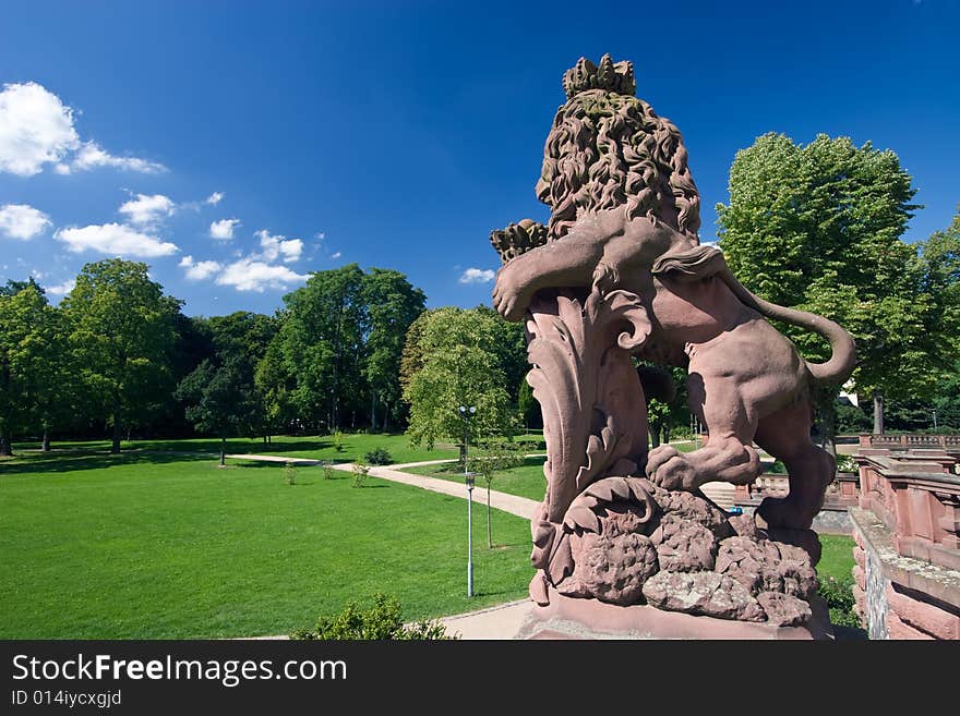 Lion and Schloss Philippsruhe