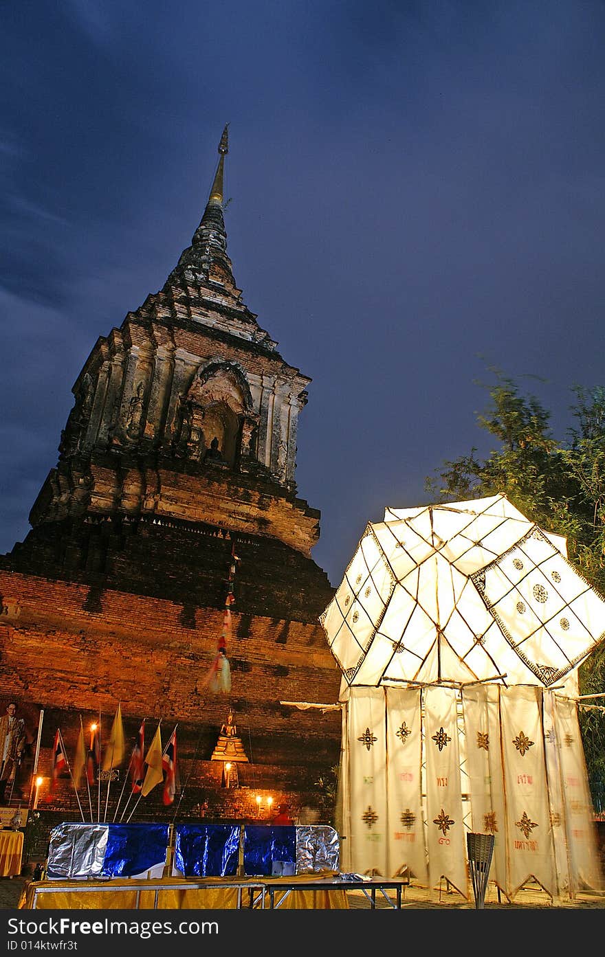 Night at the temple