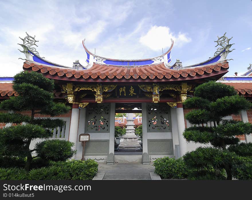 The eastern gate of Lian Shan Shuang Lin Monastery. It is the oldest Buddhist Monastery in Singapore and is gazetted as a National Monument. The eastern gate of Lian Shan Shuang Lin Monastery. It is the oldest Buddhist Monastery in Singapore and is gazetted as a National Monument