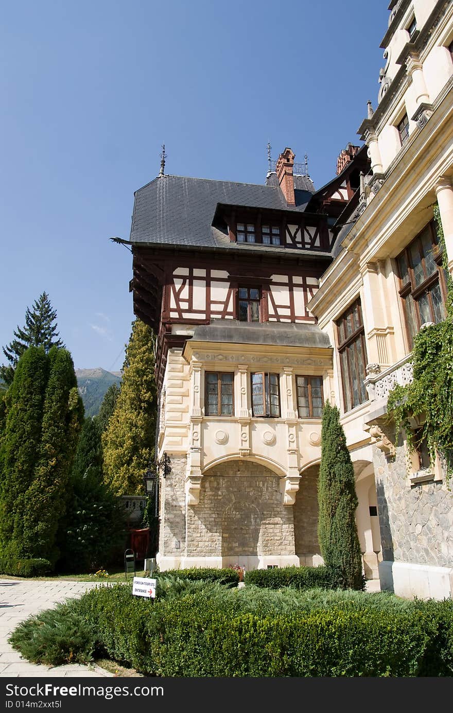 Pelesh Palace In Sinaia