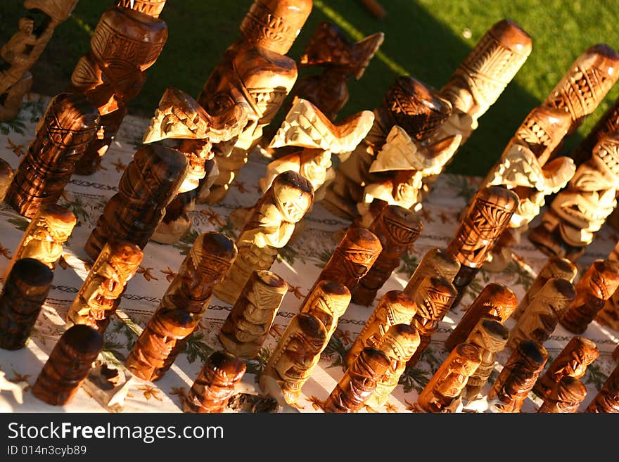 Hawaiian Tikis in a row