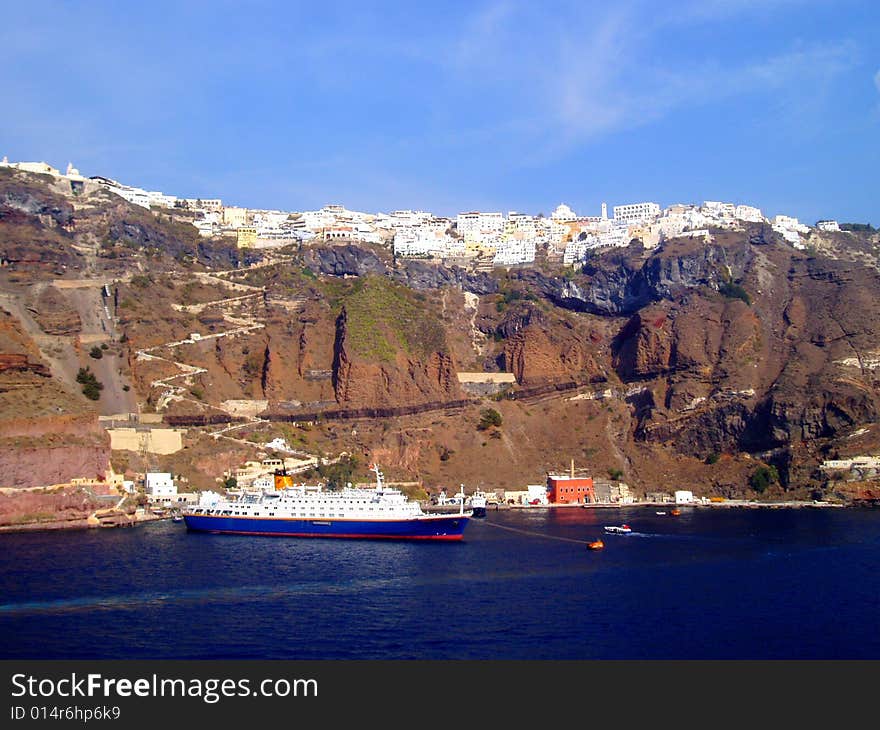 Santorini old port