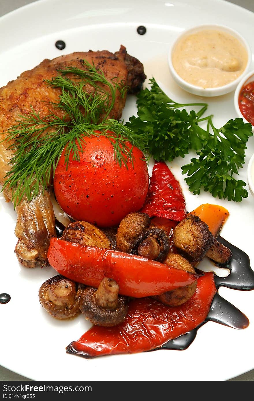 Fried meat with green peas