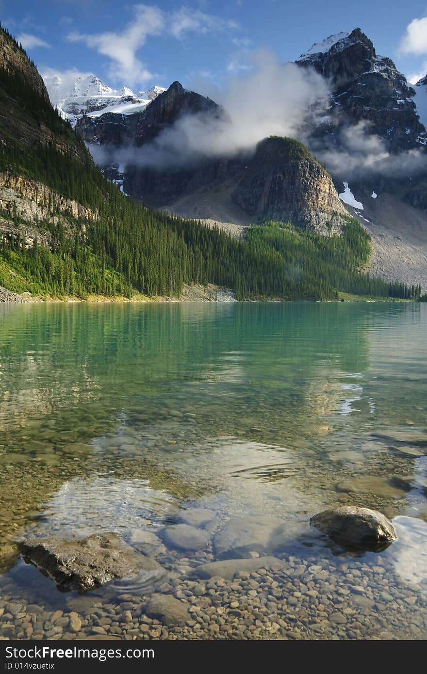 Moraine Lake, Alberta, Banff National Park, Canada