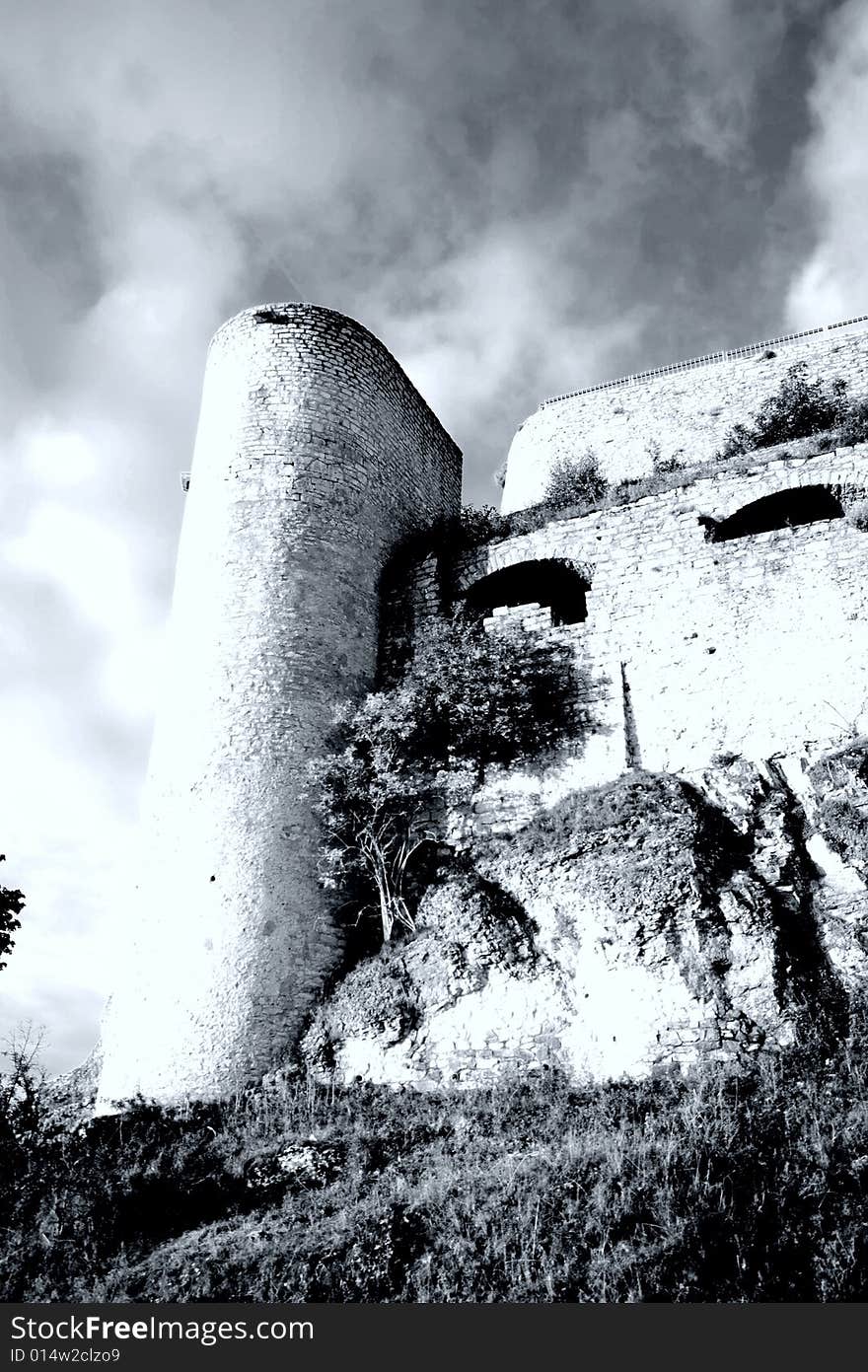 Castle Hohennneuffen, a medieval knights' ruin at the boarder of the Swabian Alb mountains, 15 miles southeast from Stuttgart. Baden-Wuerttemberg, Germany. B/W version in rather dramatic exposure settings. Castle Hohennneuffen, a medieval knights' ruin at the boarder of the Swabian Alb mountains, 15 miles southeast from Stuttgart. Baden-Wuerttemberg, Germany. B/W version in rather dramatic exposure settings.