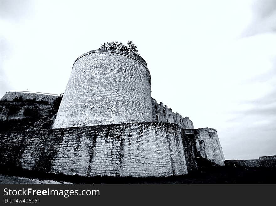 Castle Hohennneuffen, a medieval knights' ruin at the boarder of the Swabian Alb mountains, 15 miles southeast from Stuttgart. Baden-Wuerttemberg, Germany. B/W version in rather dramatic exposure settings. Castle Hohennneuffen, a medieval knights' ruin at the boarder of the Swabian Alb mountains, 15 miles southeast from Stuttgart. Baden-Wuerttemberg, Germany. B/W version in rather dramatic exposure settings.