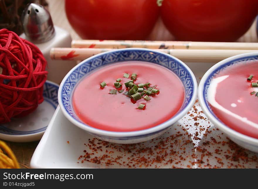 A fresh soup of tomatoes with some spices