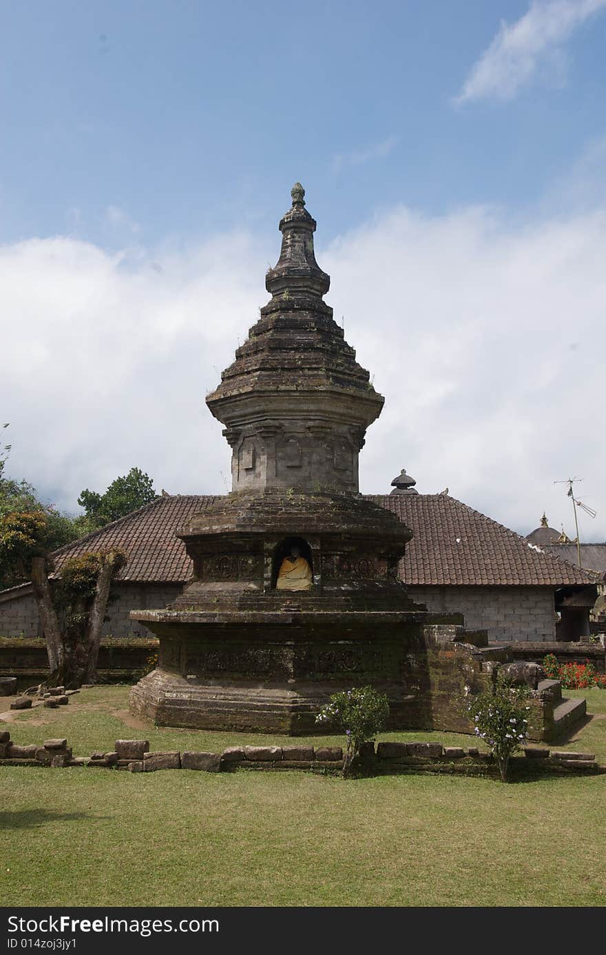 Lake Bratan at Bedugul on the island of Bali is a beautiful place. Lake Bratan at Bedugul on the island of Bali is a beautiful place.