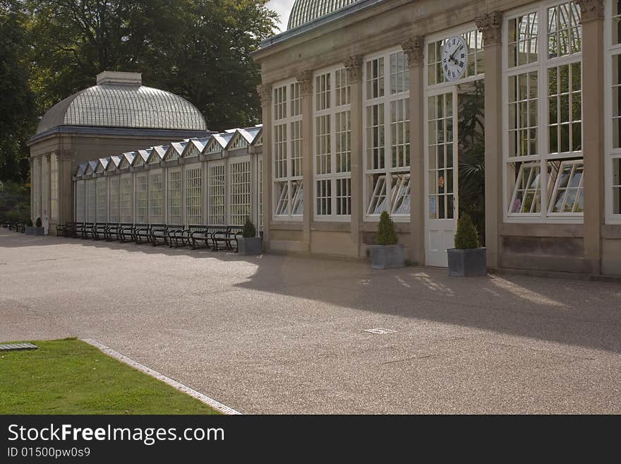 Green houses at sheffield botanical gardens. Green houses at sheffield botanical gardens