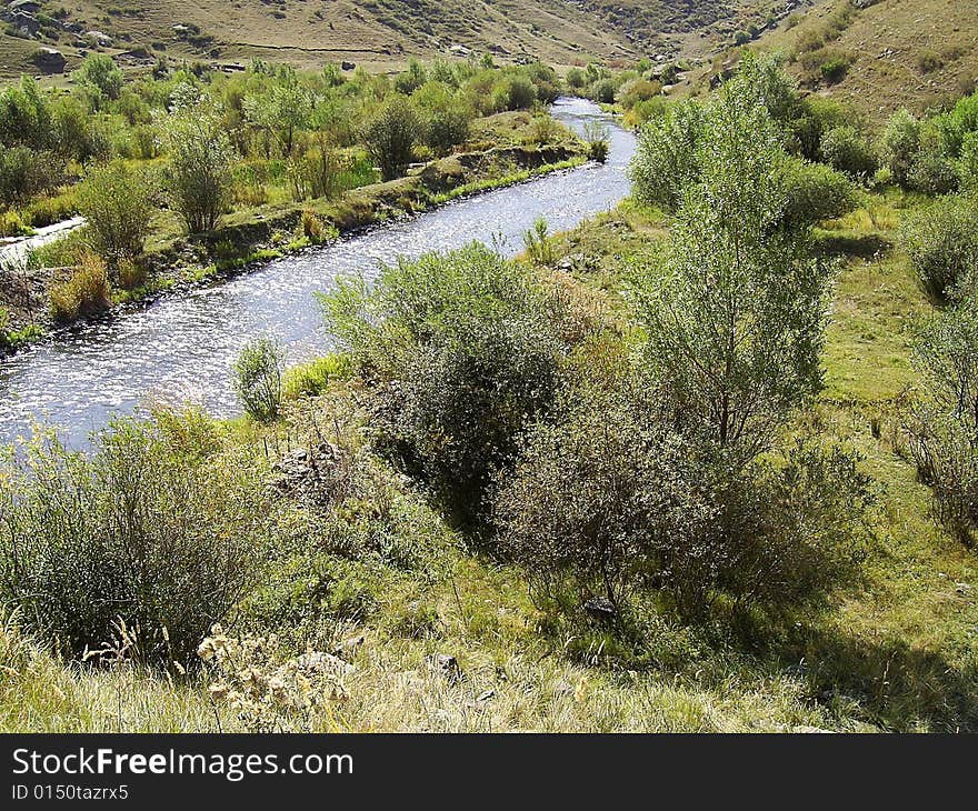 Nature Armeni-Mountain River Kasakh