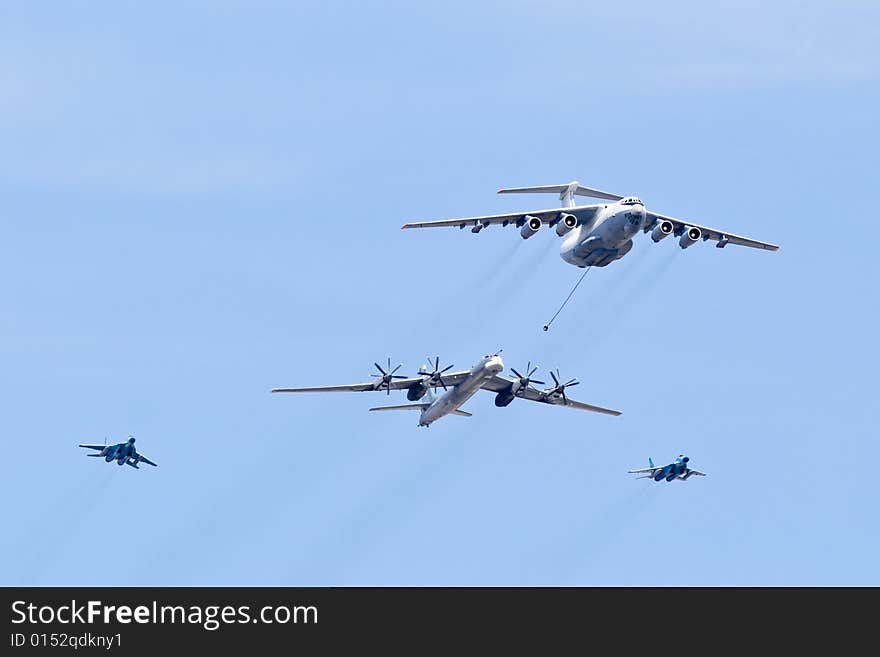 In-flight refueling