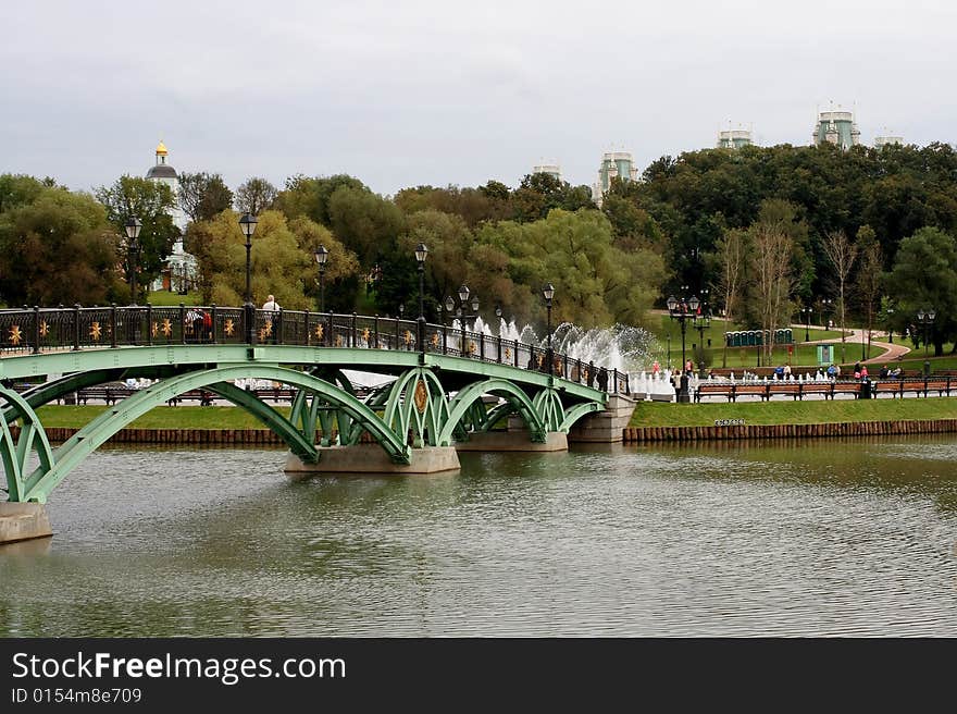 The foot bridge over a pond