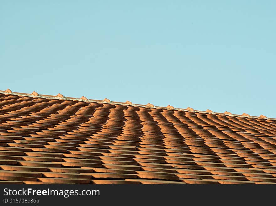 Roofing tile