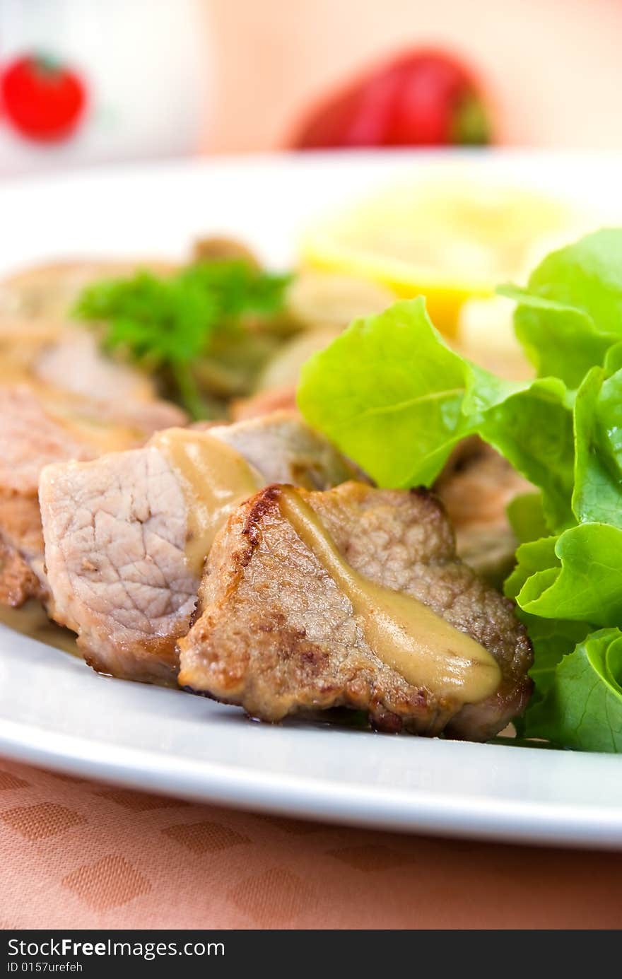 Tenderloin steak with mushroom creme sauce