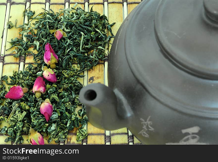 Classic chinese teapot and green tea