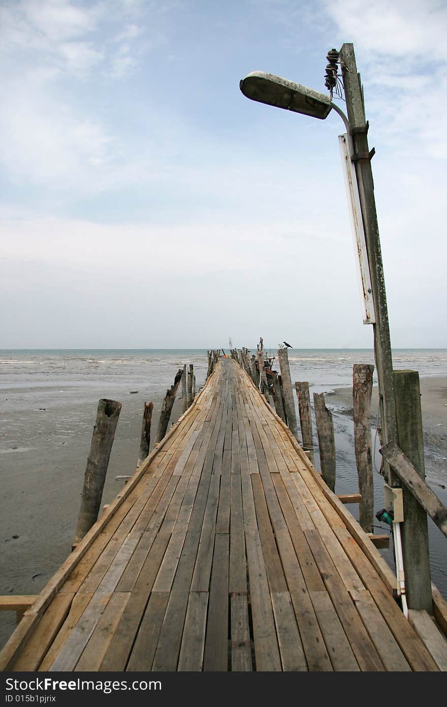 Wooden bridge for passenger to board the ship