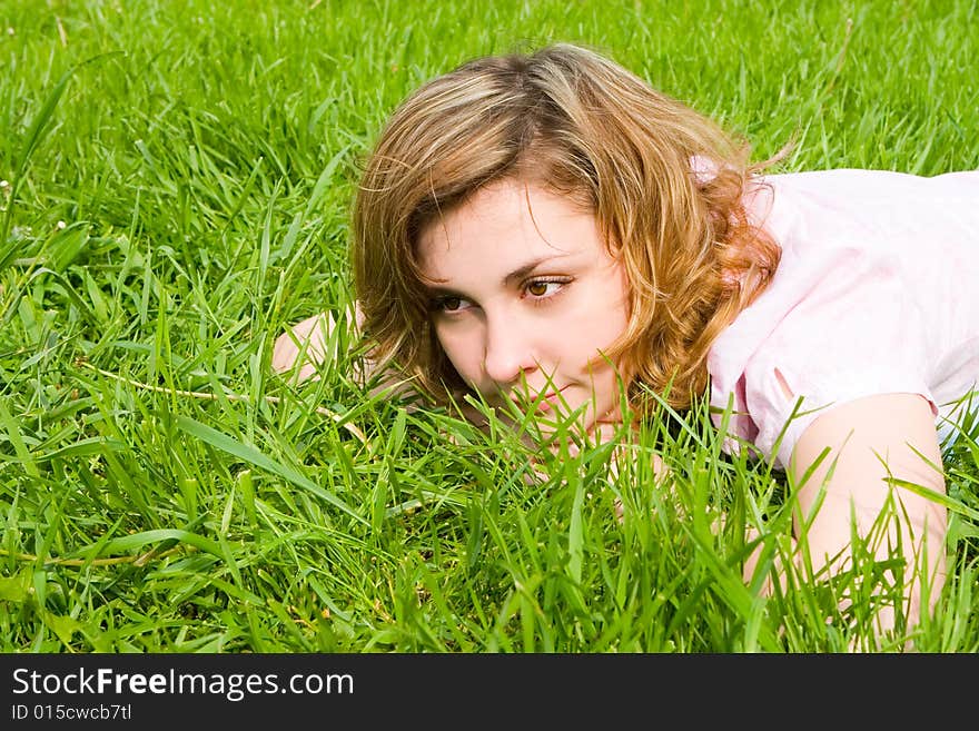 Sweet woman rest on the grass