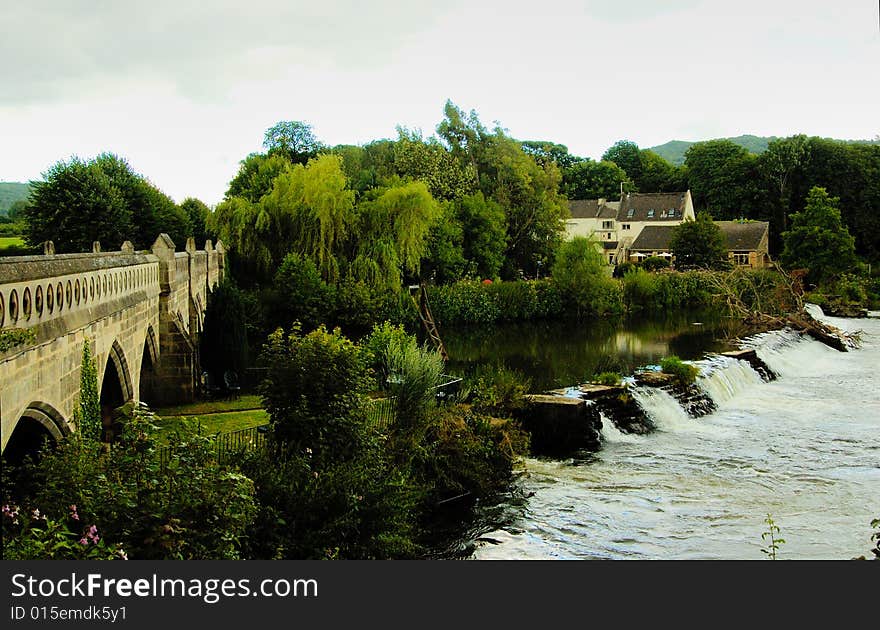 Bridge across   the Avon river