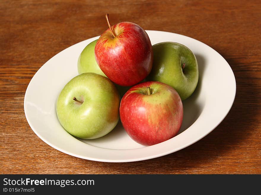 Landscape Apple Stack Bowl