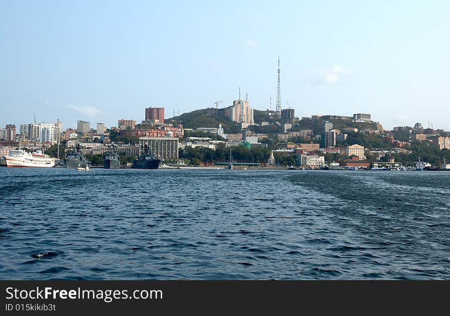 Sea scenery of Russian naval and seaport Vladivostok . Sea scenery of Russian naval and seaport Vladivostok .