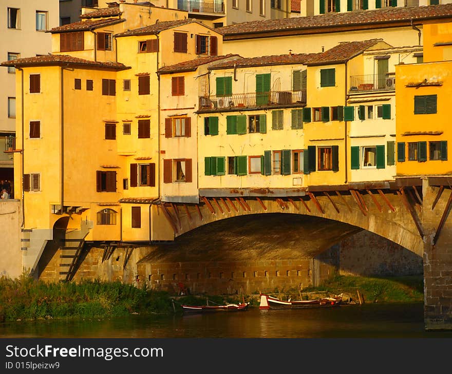 Glimpse of Ponte Vecchio