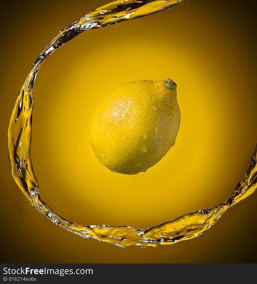 Fly lemon and water stream