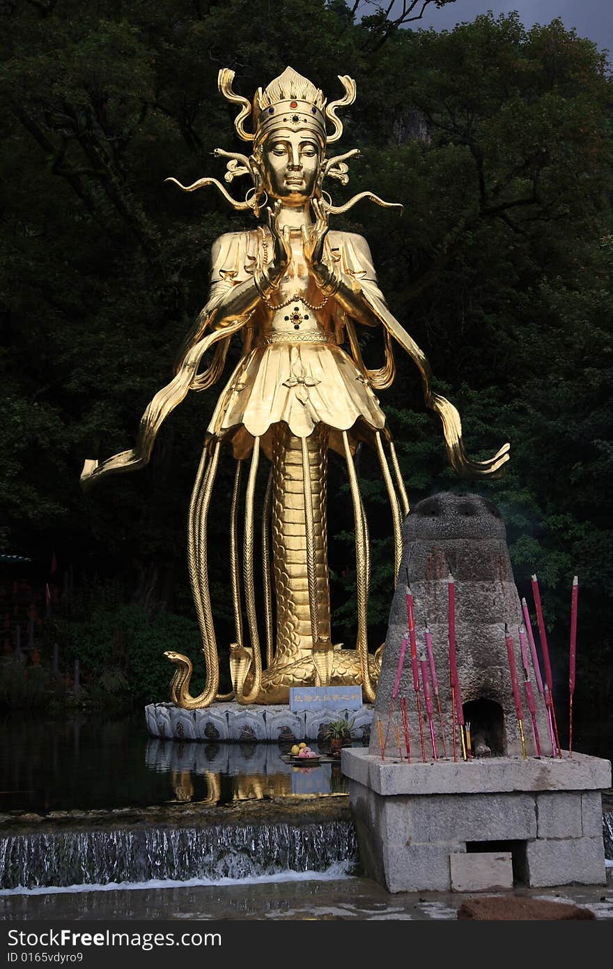 Sculpture in jade water villa ，yunnan province ，china