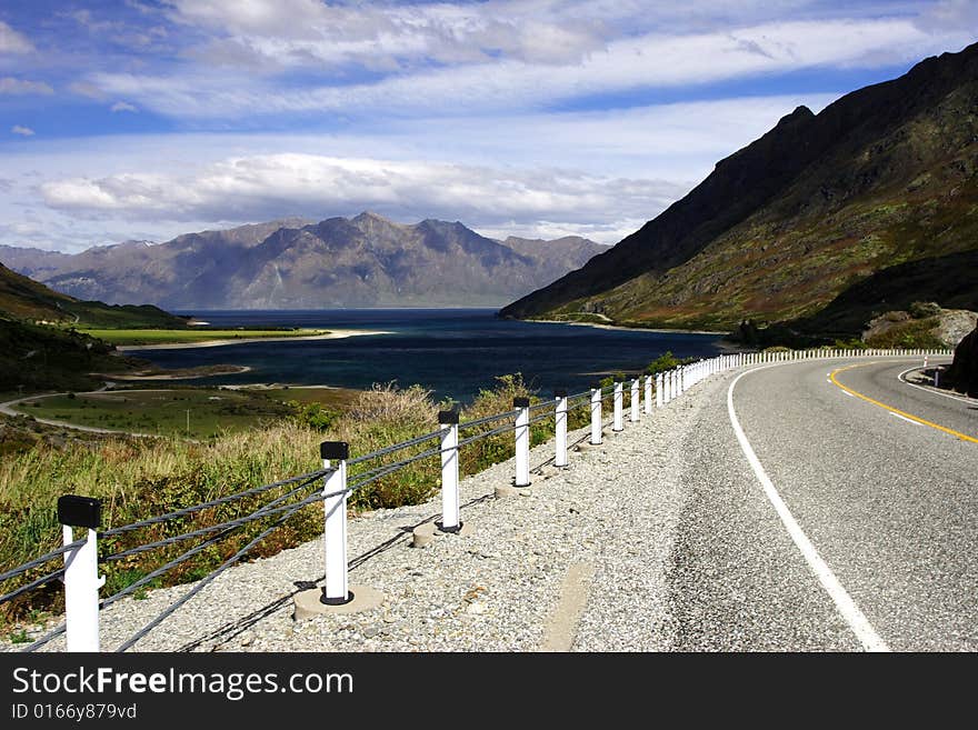 Scenic Highway By Lake Hawea