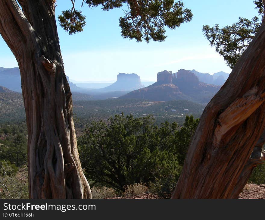 Scene of red rock mountains east of Sedona, Arizona. Scene of red rock mountains east of Sedona, Arizona