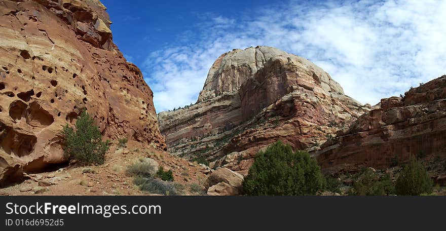 Capitol Reef Rocky Cliffs