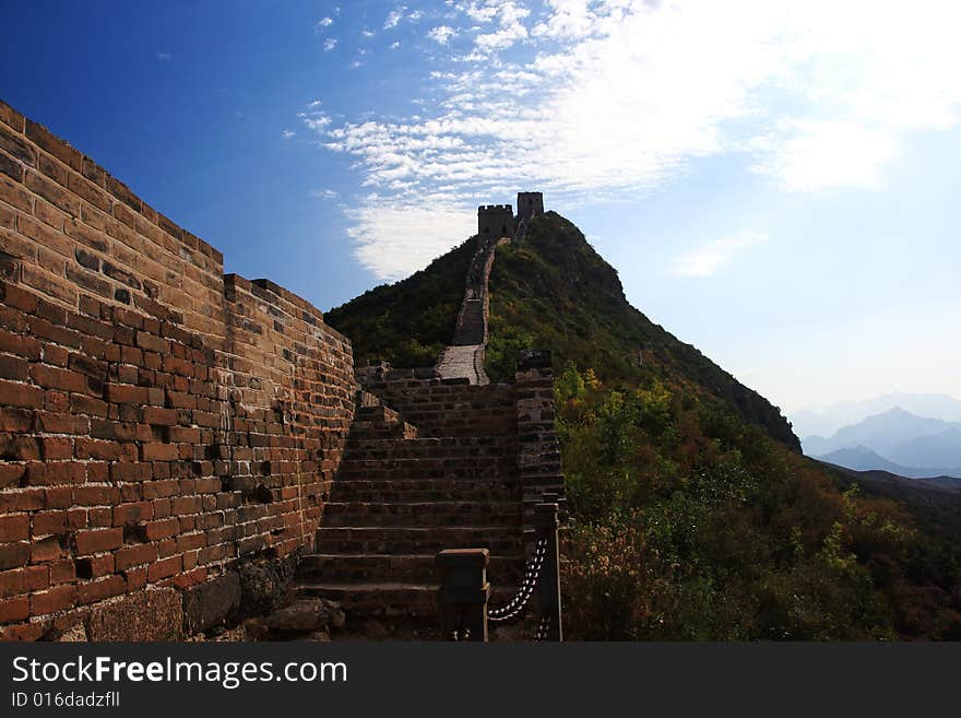 The Simatai Great Wall is celebrated for its steepness, queerness and intactness. The main tourist attractions include the Stairway to Heaven, the Fairy Tower, the Heaven Bridge and the Wangjinglou Tower.